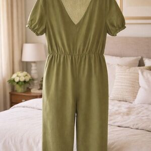 SHEIN Curve Army Green Button-Front Jumpsuit – Size OXL Curve  (Never Worn)